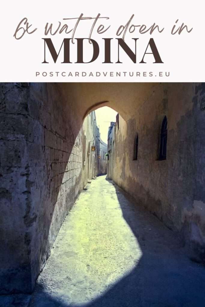 Wat te doen in Mdina poster Postcard Adventures.